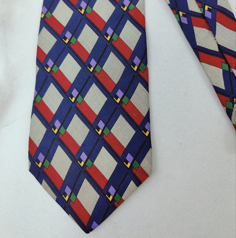 VTG 90s Savoy Men's Multicolor Geometric Print 100% Silk 4" Tie